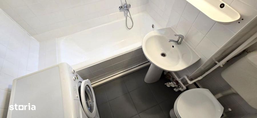 Apartament cu 2 camere decomandat în Șerban Vodă
