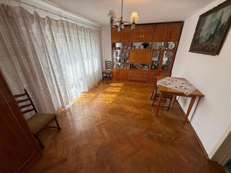 Apartament cu 2 camere decomandat în Carpați 2