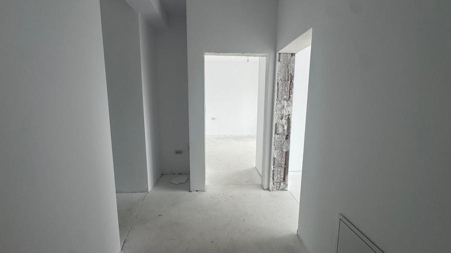 Apartament cu 2 camere decomandat în Bucovăț (Remetea Mare)