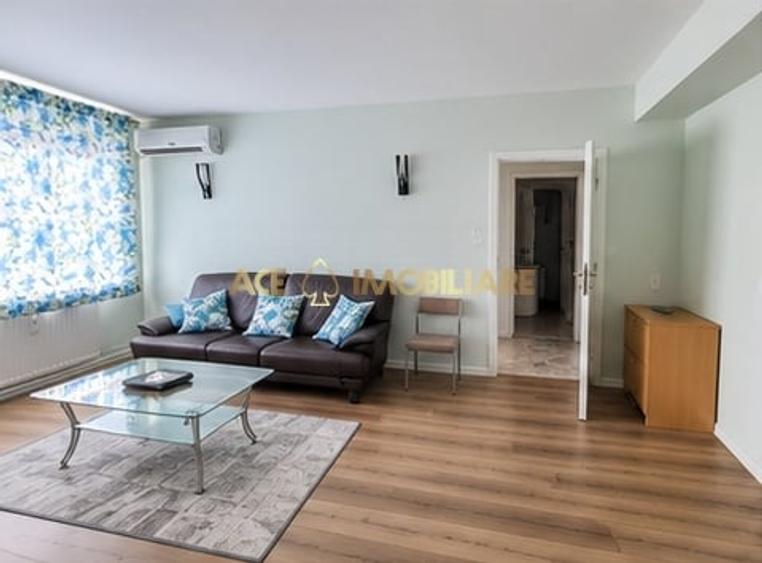 Apartament cu 2 camere decomandat, mobilat în Titan
