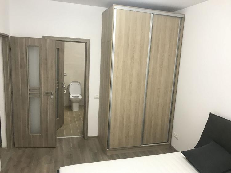 Apartament cu 2 camere decomandat în Complex Studențesc