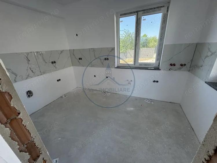 Apartament cu 2 camere decomandat în Cetății