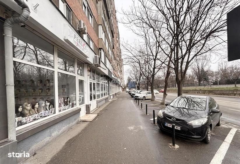 Spațiu comercial, de 147 mp, în Dacia