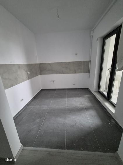 Apartament cu 3 camere în Est