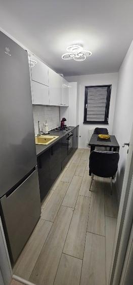 Apartament cu 2 camere semidecomandat, mobilat în Drumul Taberei