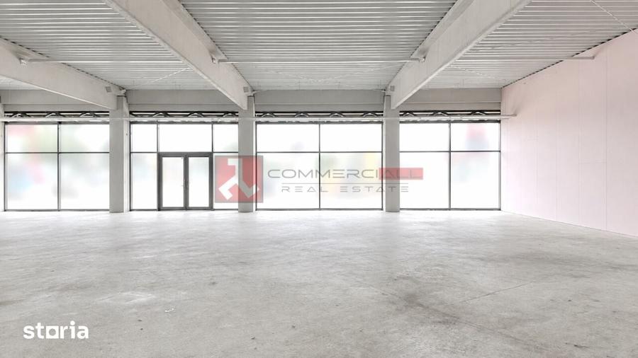 Spațiu comercial, de 453 mp, în Stupini