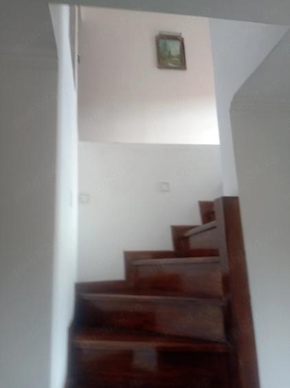 Casă cu 4 camere cu Teren 1000 Mp în Răucești