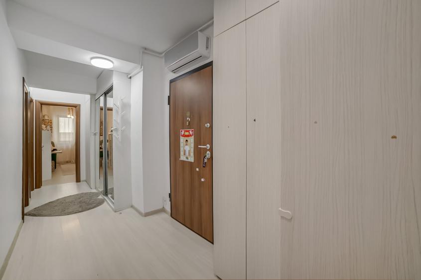 Apartament cu 4 camere decomandat, mobilat în Sisești