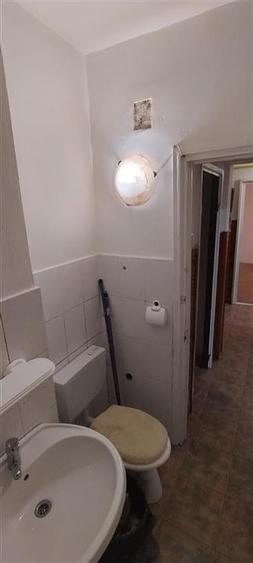 Apartament cu 2 camere decomandat în Nicolina