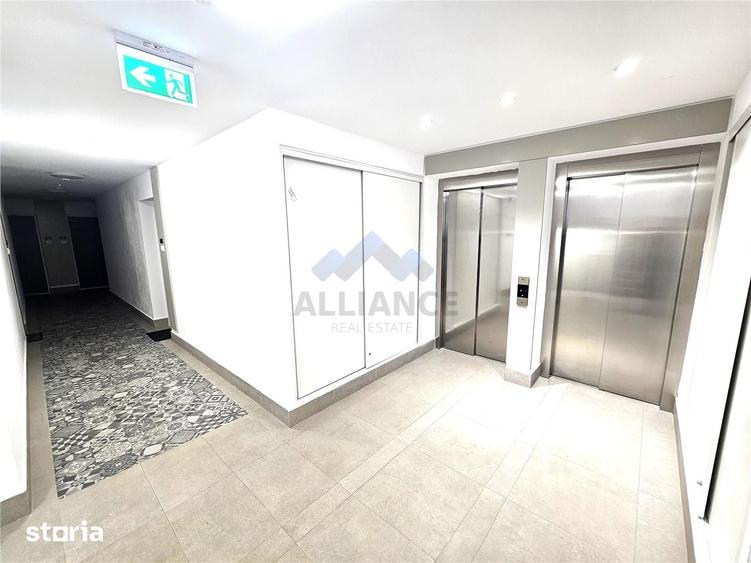 Apartament cu 3 camere decomandat în Baza 3