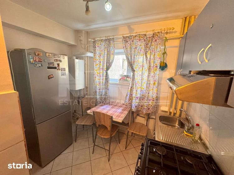 Apartament cu 3 camere în George Enescu