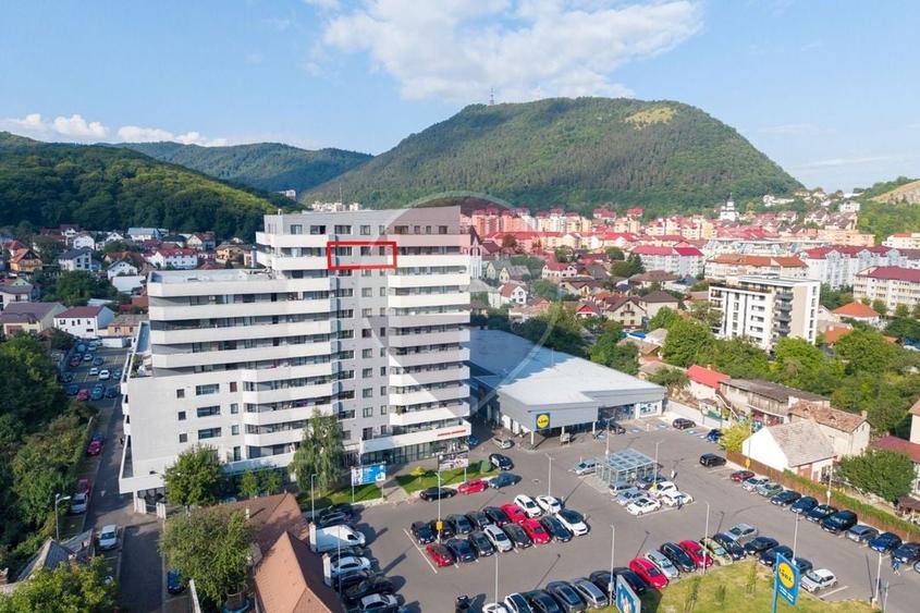 Apartament cu 2 camere semidecomandat, mobilat în Răcădău