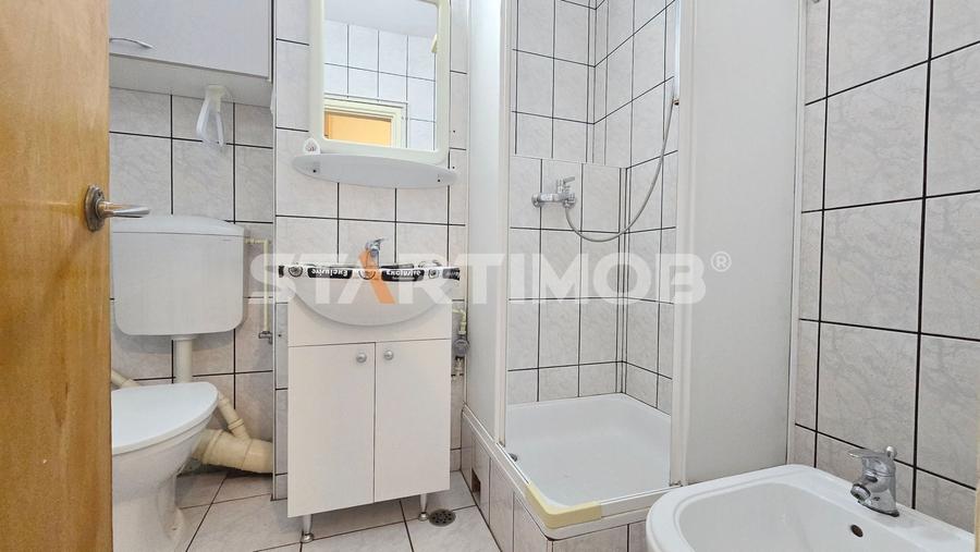 Garsonieră decomandată în Răcădău