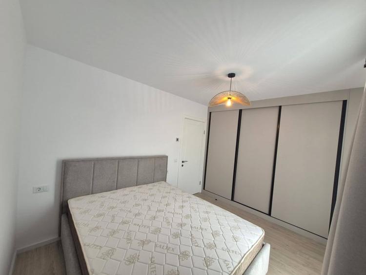 Apartament cu 2 camere decomandat, mobilat în Cetate