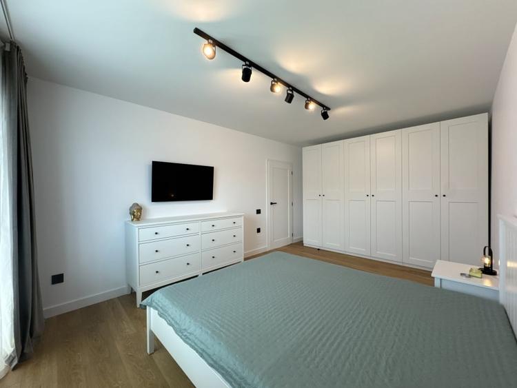 Apartament cu 2 camere decomandat, mobilat în Dorobanți