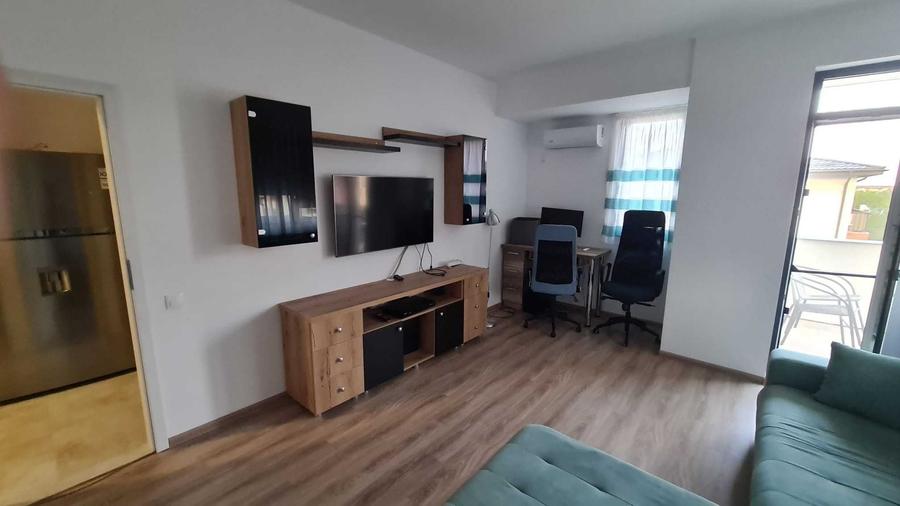 Apartament cu 2 camere decomandat în Exterior Vest