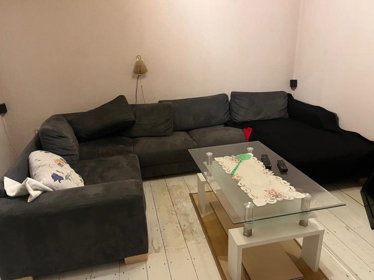 Casă cu 4 camere în Vama