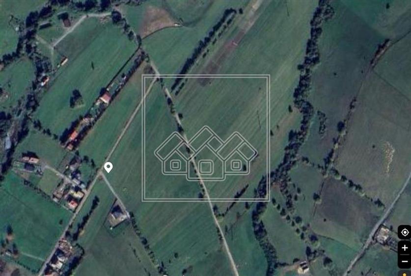 Teren agricol intravilan de 5861 mp, în Central