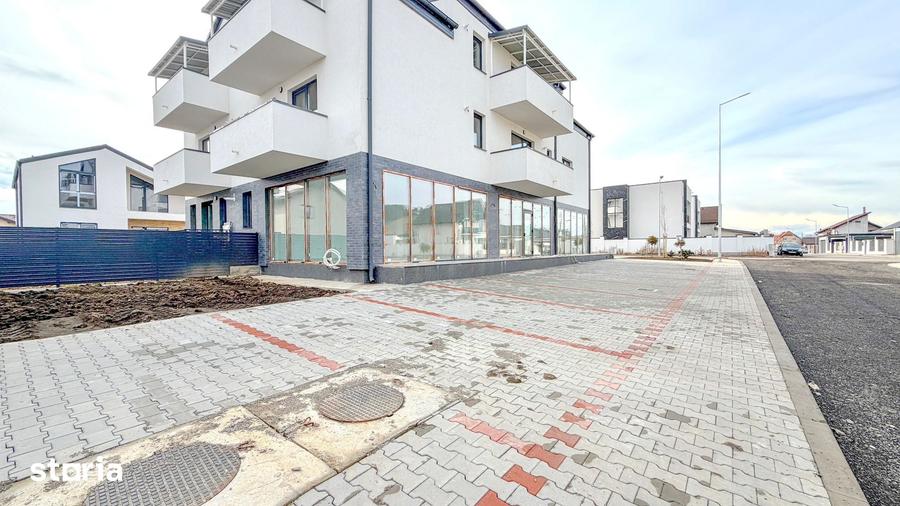 Spațiu comercial, de 156.42 mp, în Sânpetru