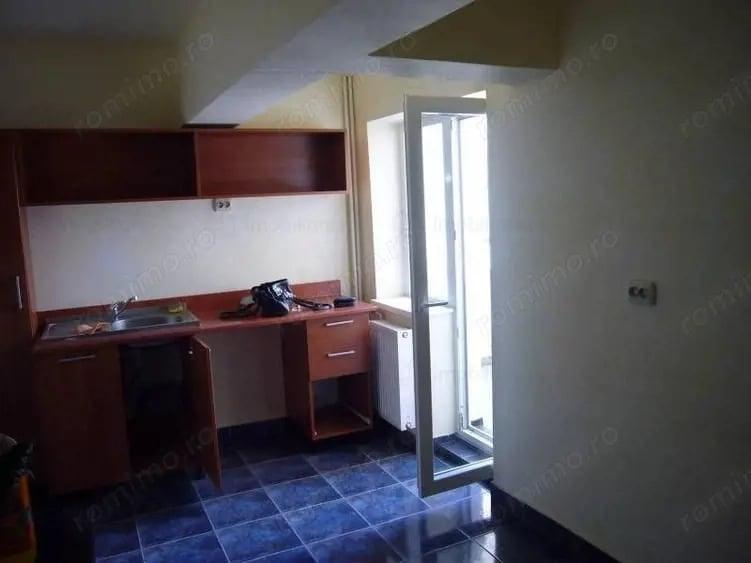 BRASADAS Inchirieriaza DUPLEX 5 camere BD. UNIRII - 5