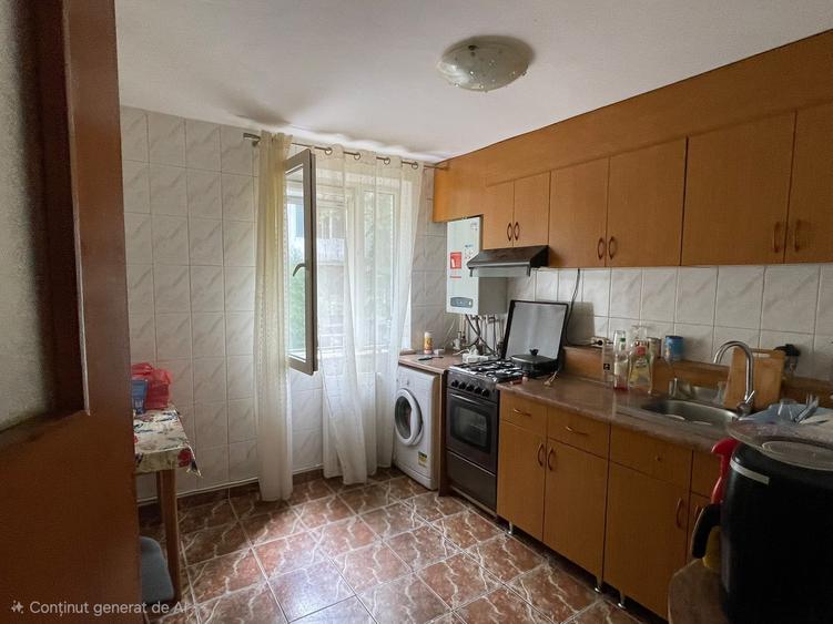 Apartament cu 2 camere decomandat în Politehnica