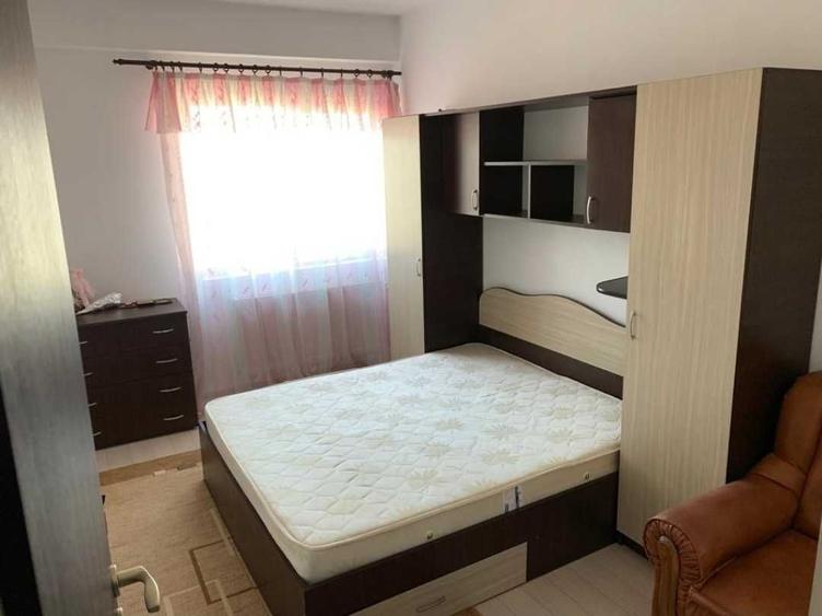 Apartament cu 2 camere decomandat în Dobroești