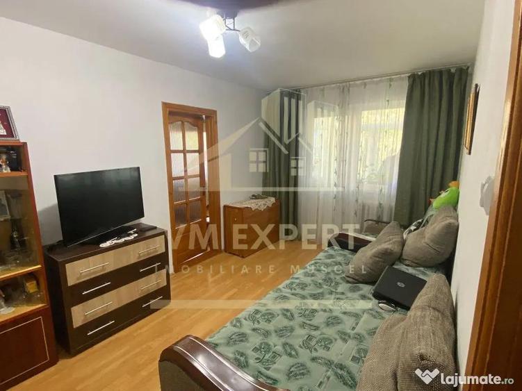 Apartament cu 2 camere semidecomandat în Nord