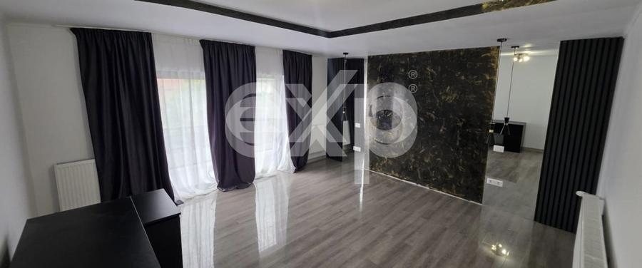 Casă individuală cu 5 camere cu Canalizare în Central