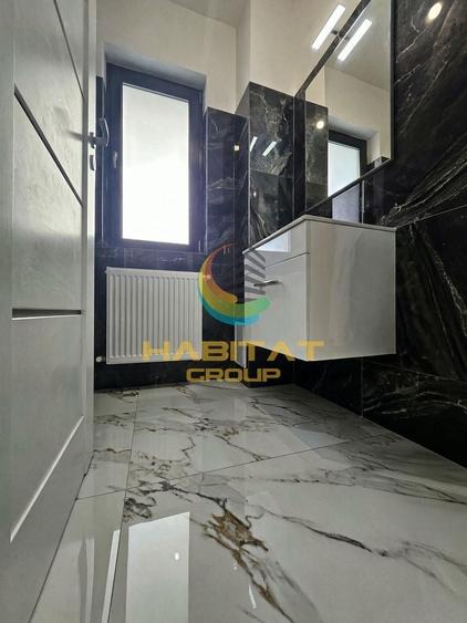 Duplex cu 4 camere cu Canalizare în Central