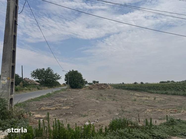 Teren intravilan in Corabia cu deschidere la doua strazi - 1