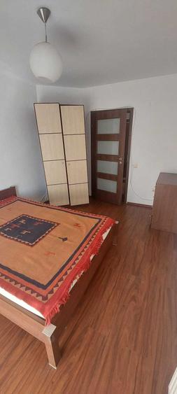 Apartament cu 2 camere semidecomandat în Florești