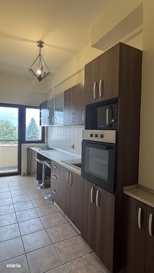 Apartament cu 2 camere decomandat în Polonă