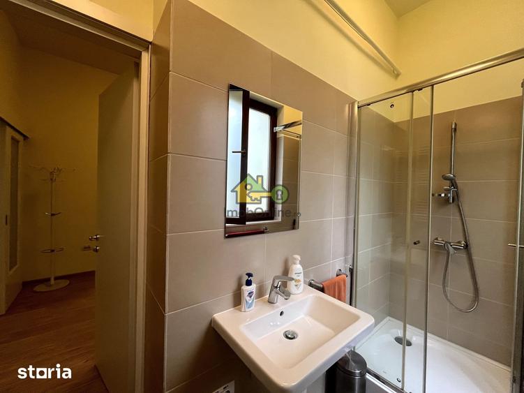 Apartament cu 2 camere semidecomandat în Badea Cârțan