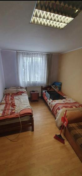 Casă cu 4 camere cu Teren 845 Mp în Gostinari