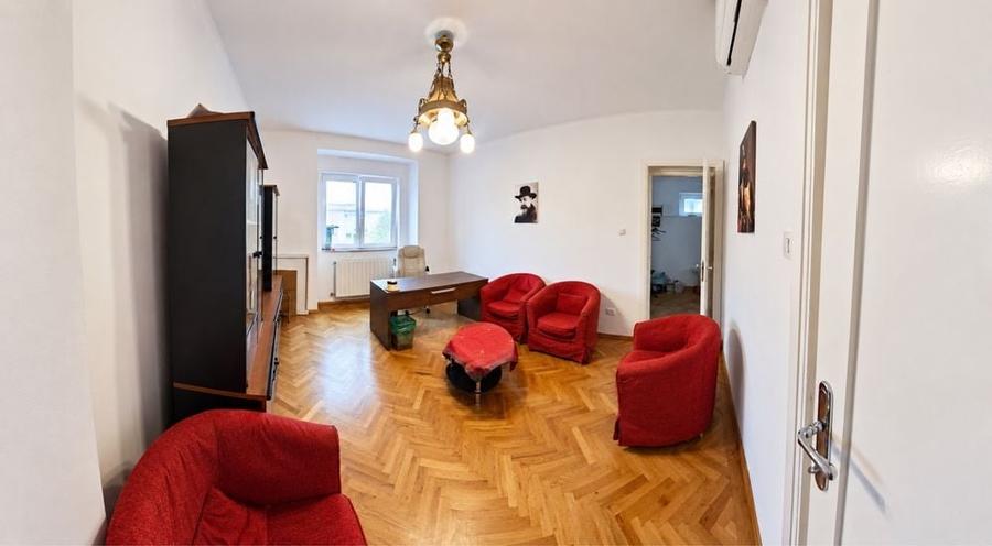 Apartament cu 3 camere semidecomandat în Grădina Icoanei