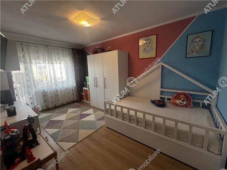 Apartament cu 2 camere decomandat, mobilat în Șelimbăr