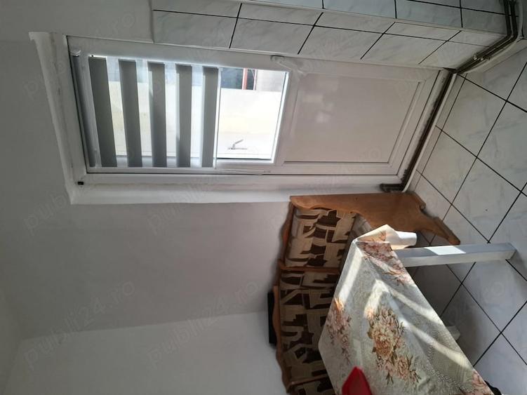 Casă cu 2 camere cu Teren 48 Mp în Mărăști