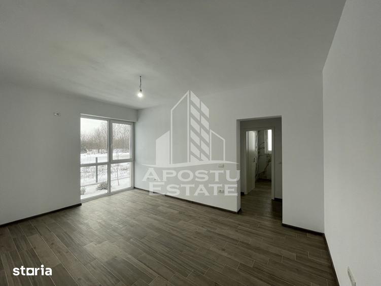 Spațiu comercial, de 51 mp, în Giroc
