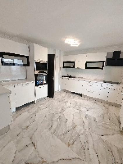 Apartament cu 4 camere decomandat în Decebal