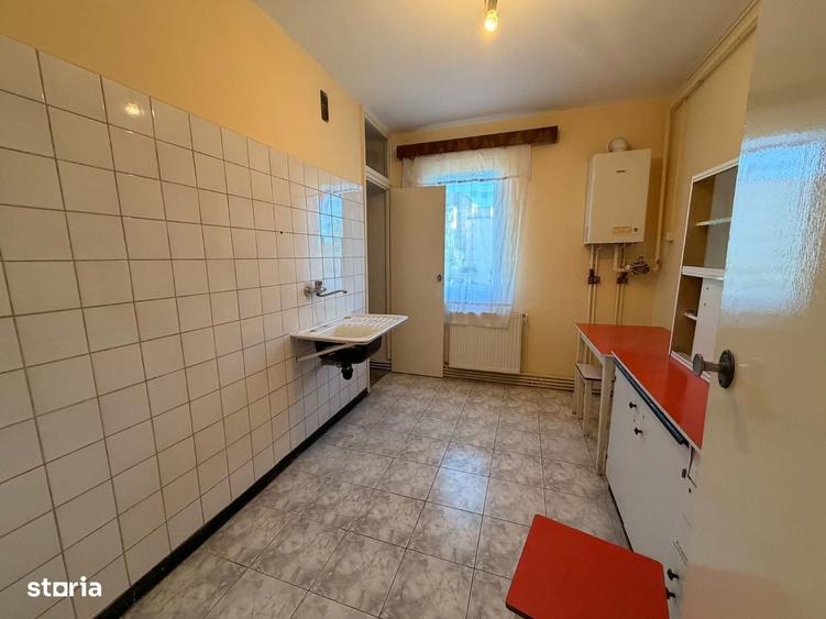 Apartament cu 4 camere decomandat în Tudor Vladimirescu