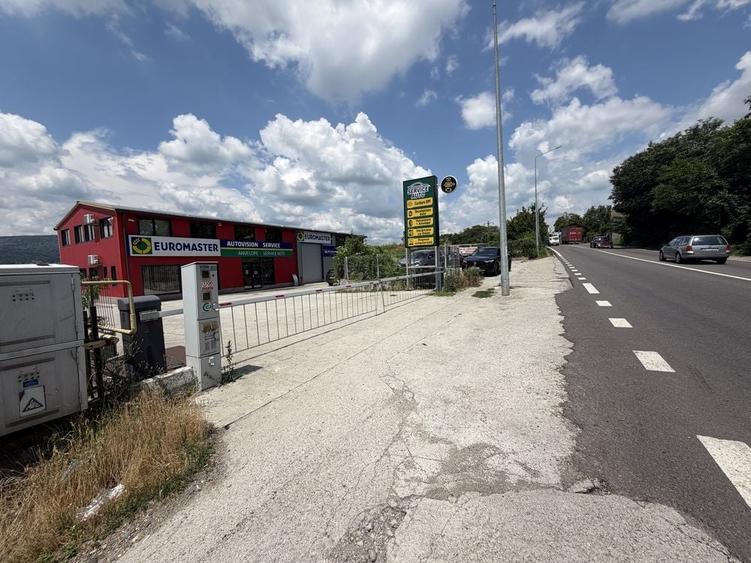 Spațiu comercial, de 320 mp, în Goranu