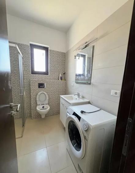 Apartament cu 2 camere semidecomandat, mobilat în Apărătorii Patriei