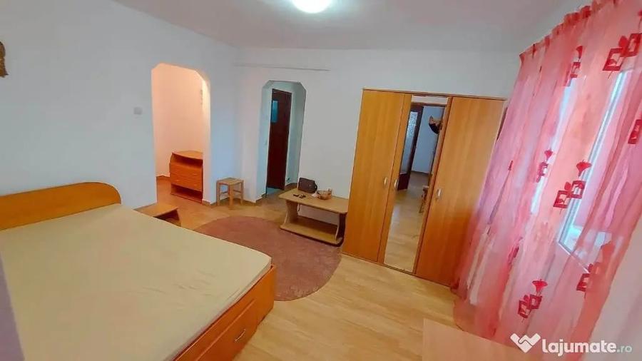 Apartament cu 2 camere nedecomandat în Central