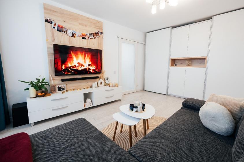 Apartament cu 2 camere decomandat în Titan