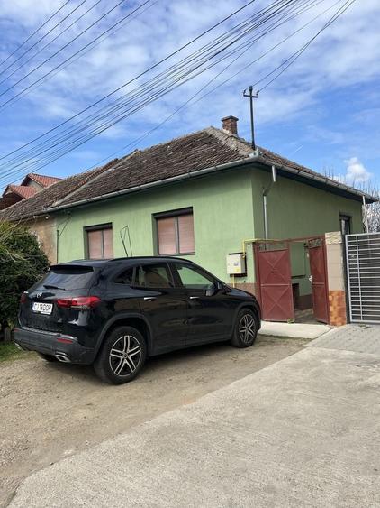 Casă cu 3 camere în Aurel Vlaicu