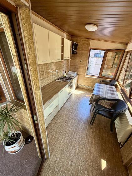 Apartament cu 4 camere în Central