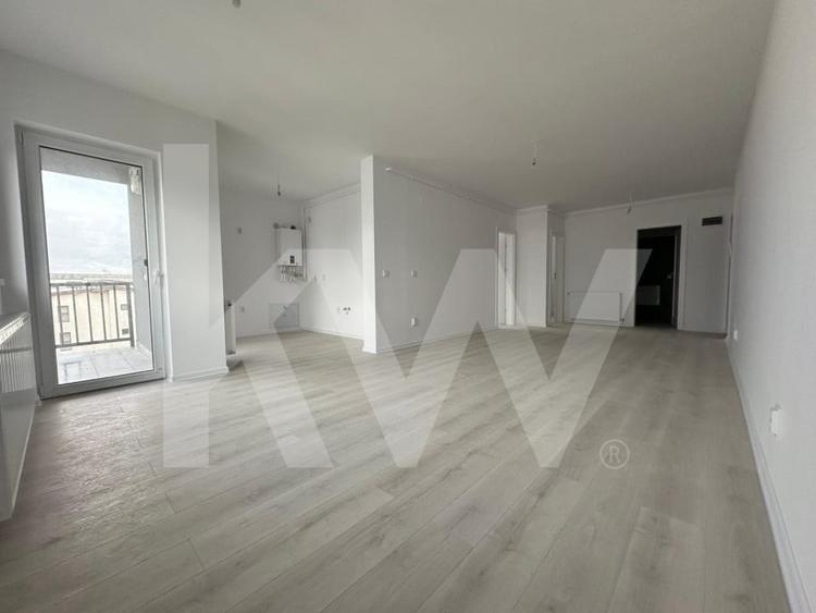 Apartament cu 3 camere semidecomandat în Șelimbăr — fotografia 1