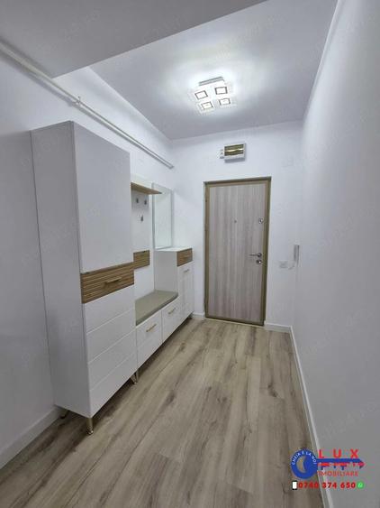 Apartament cu 2 camere decomandat în E3