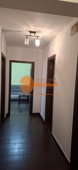 Apartament cu 2 camere decomandat, mobilat în Tei