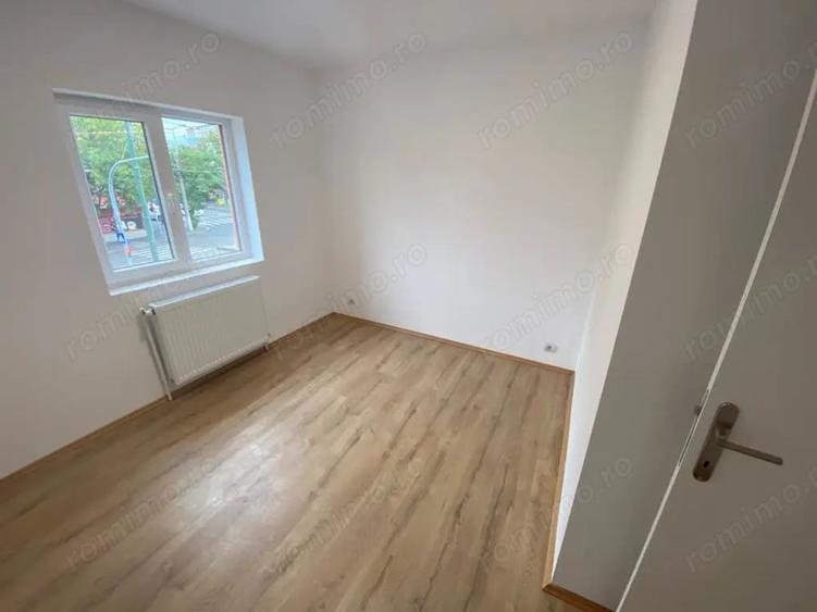 Apartament cu 2 camere semidecomandat în Dâmbovița